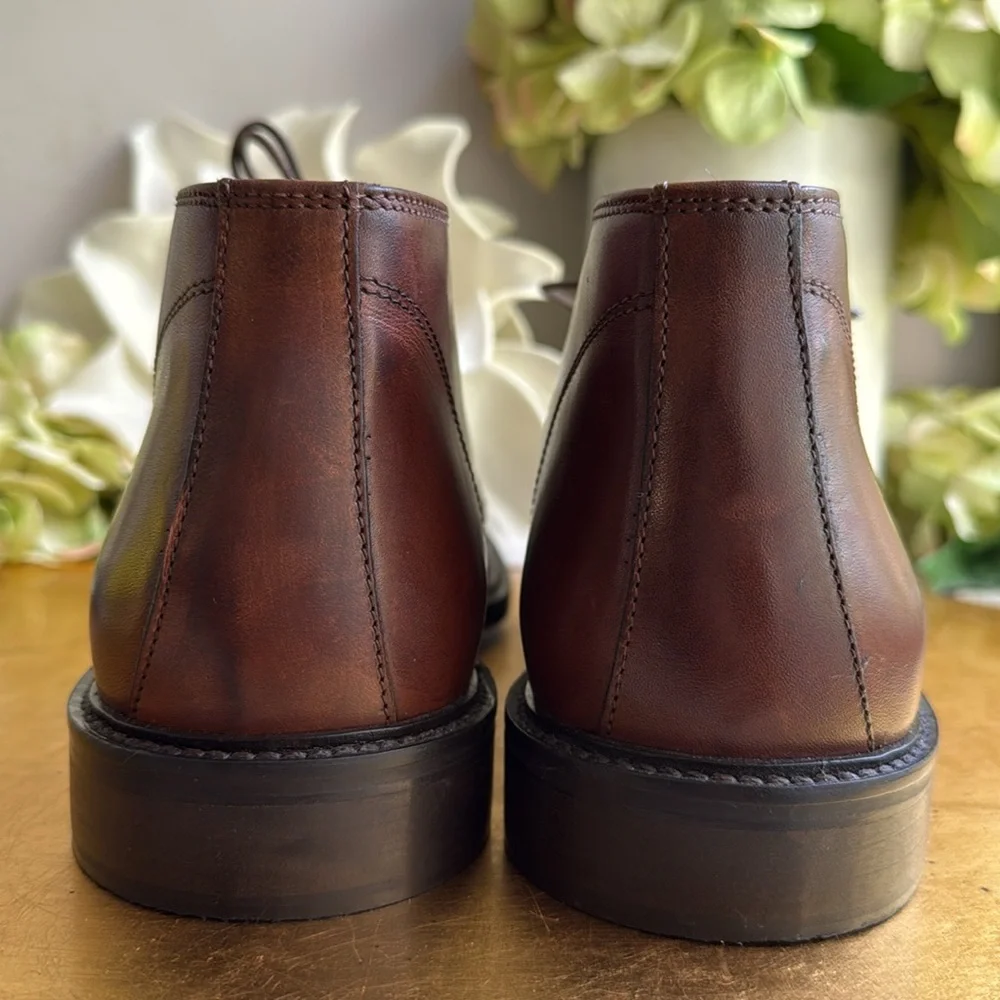 To Boot New York Adam Derrick Chukka Boots in Brown Variated Leather